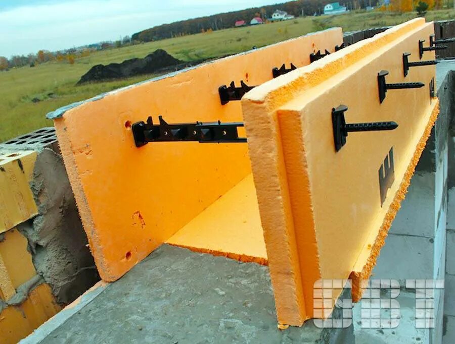 Несъемная опалубка эппс. Пенополистирол 50 мм опалубка. Опалубка из осб 12 мм. Опалубка из пеноплекса. Несъемная опалубка из эппс.