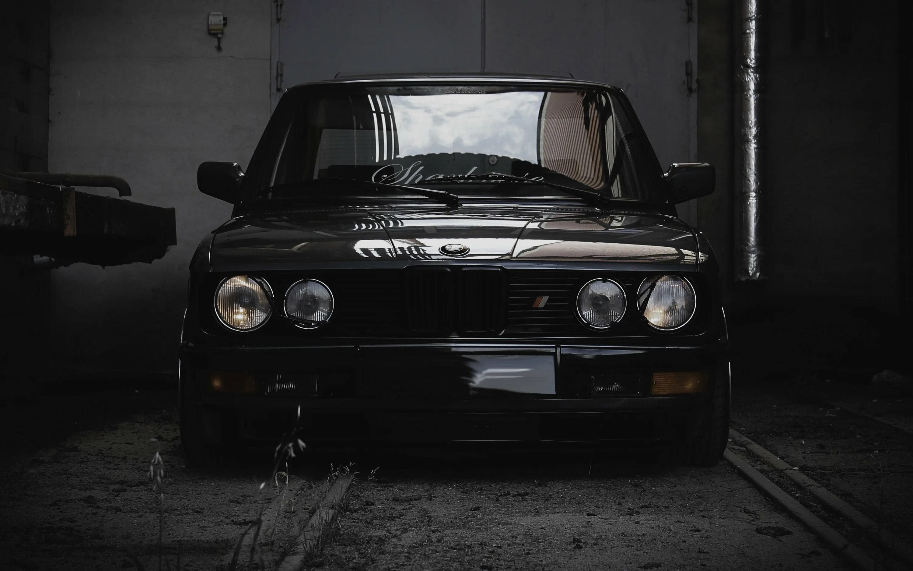 Bmw e9 3. Обои старой бмв. Bmw m3 e30. Forza horizon 4 bmw e30. Bmw m5 e34.