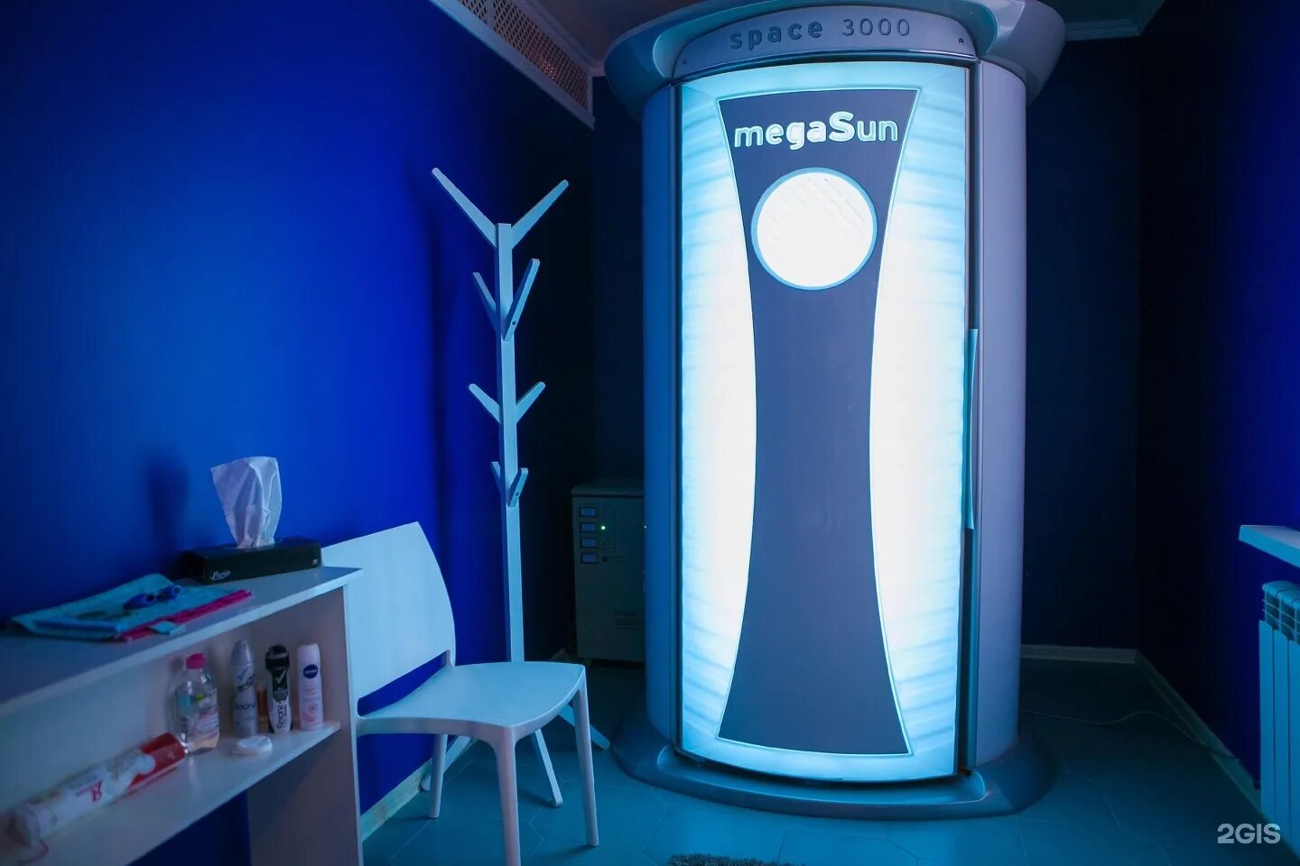 Горизонтальный солярий soltron. Солярий рядом со мной на карте москва. Солярий симферополь. Киевская 179 симферополь. Соляриум симферополь.