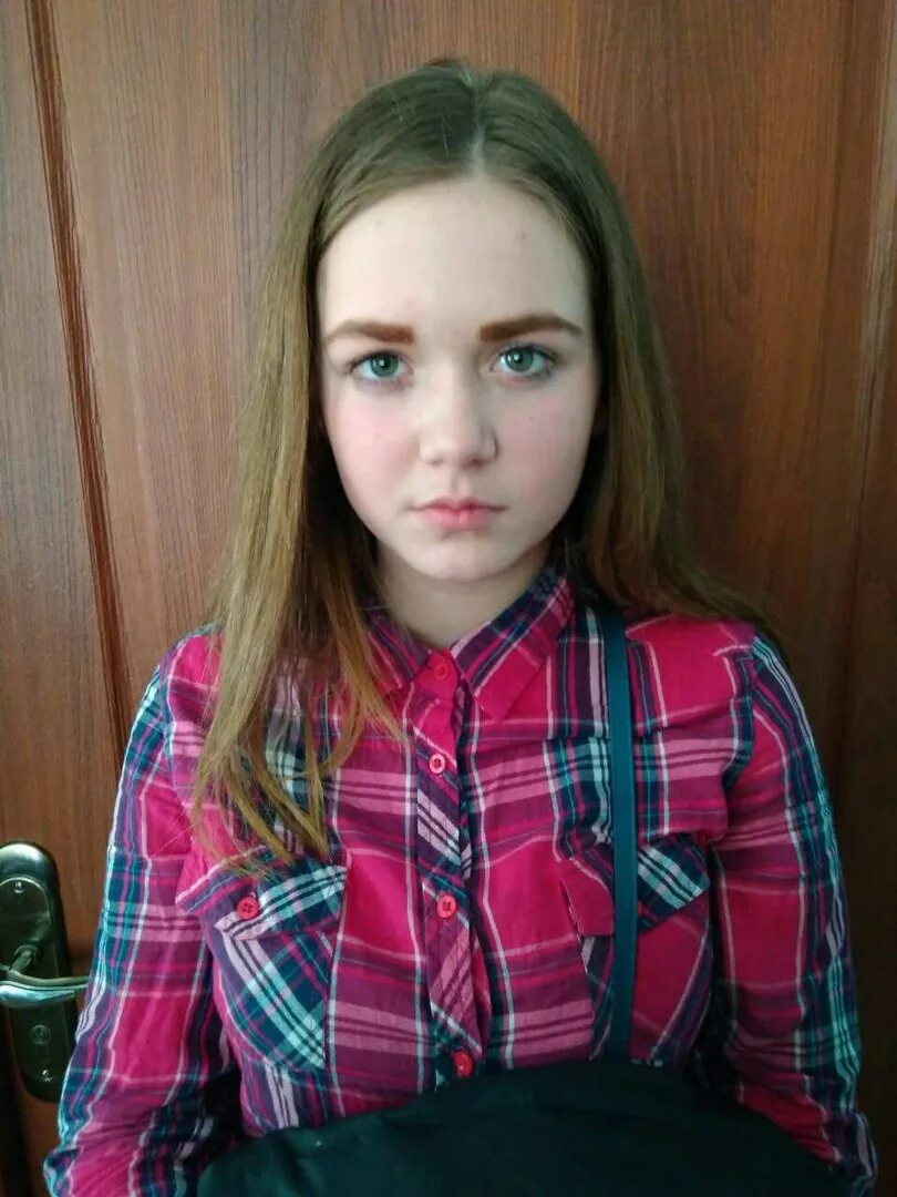 Интернет девочка 13. Красивые девушки 12-13 лет. девочка 15 лет. не красивые девушки 14 лет. некрасивая левушка подросток.
