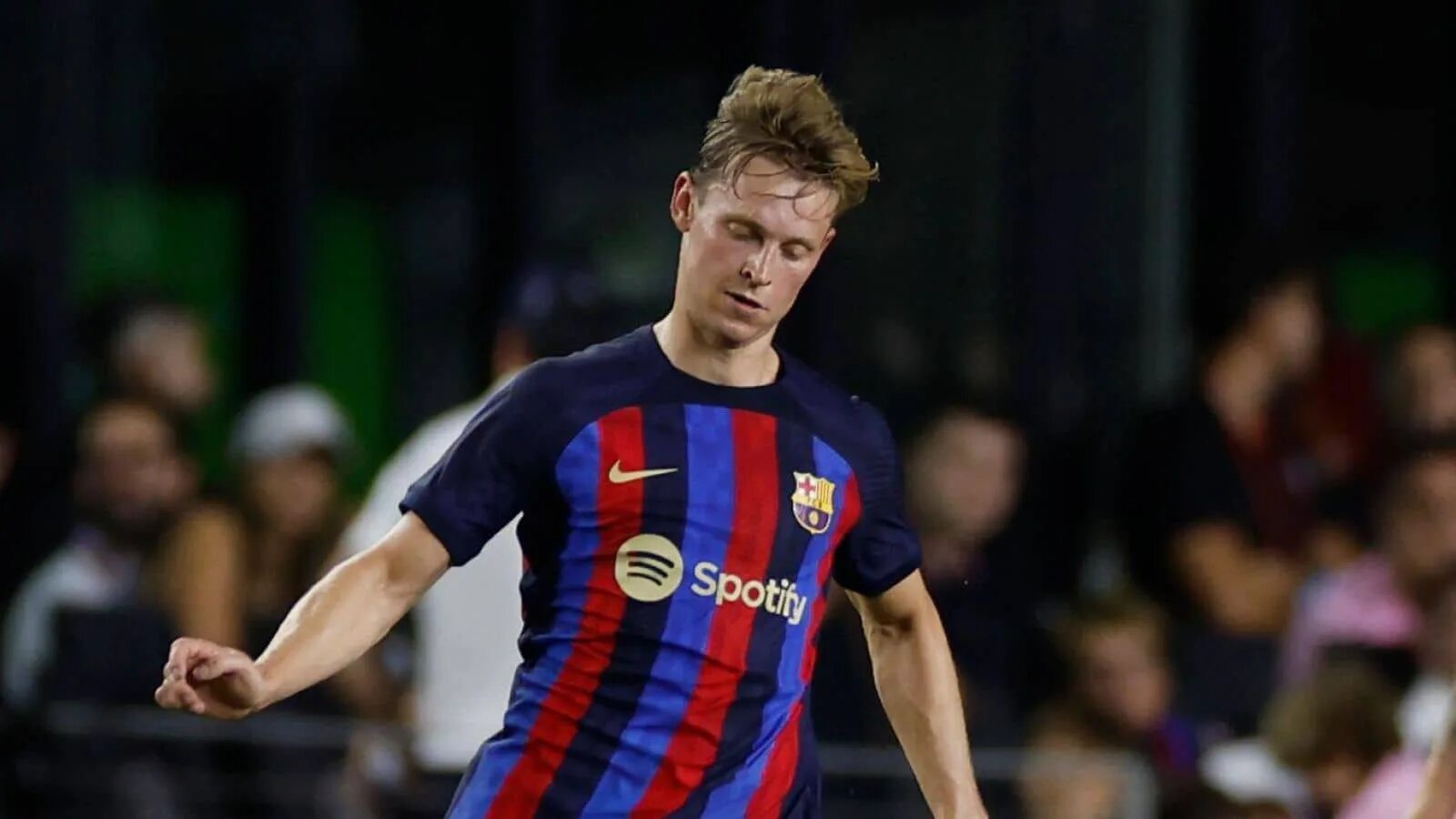 Йонг фрэнки. Де йонг футболист. Йонг фрэнки. Фрэнки де йонг футболист. Де йонг барселона 2022.