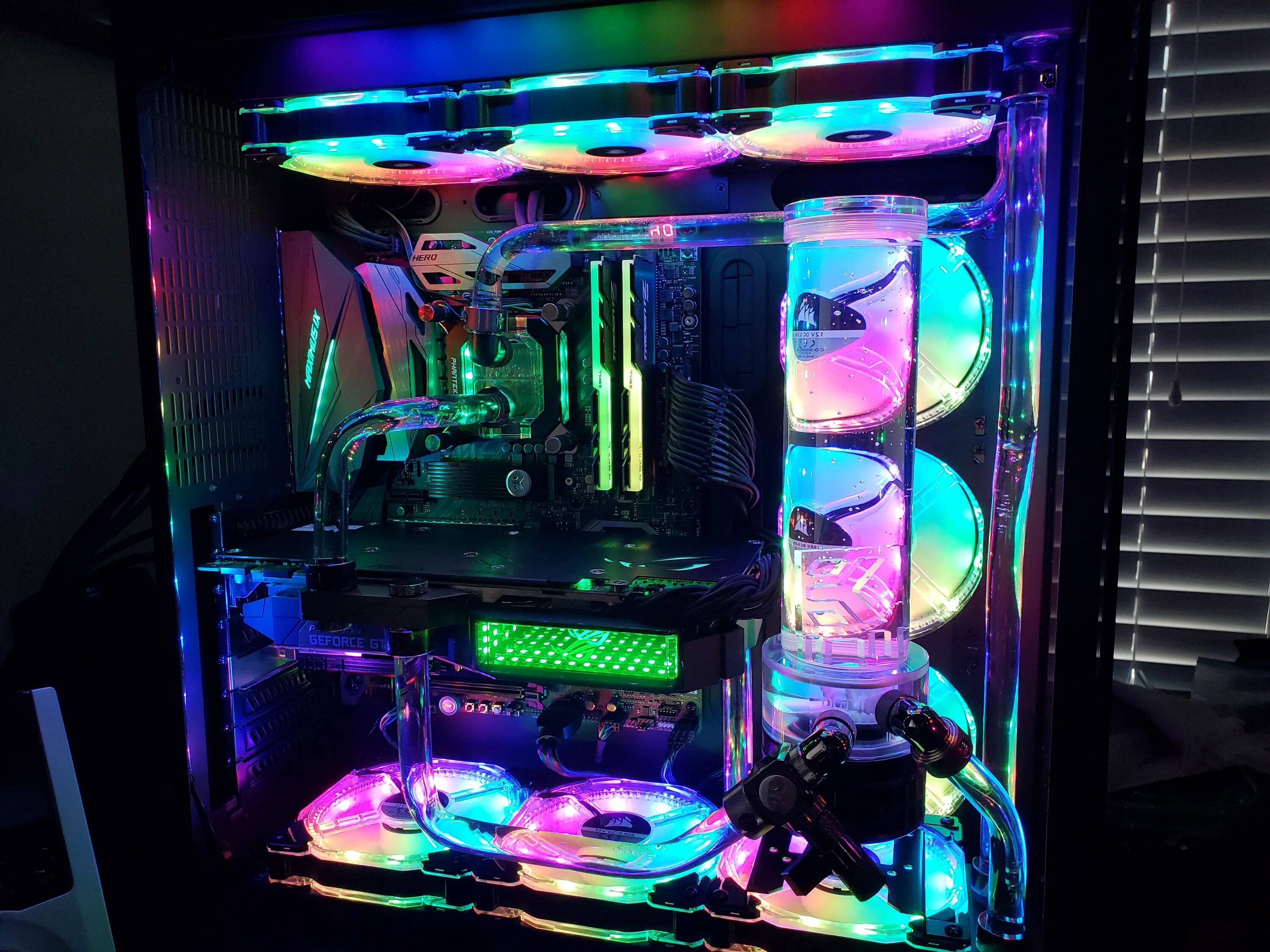 Имитация компьютера. Игровой пк. Masterbox q500l. Необычные компьютерные корпуса. Пк p914.