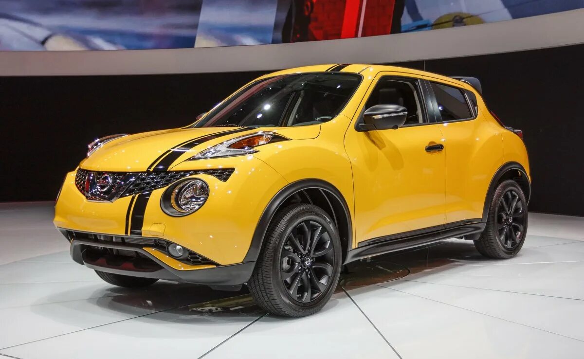 Купить б/у Nissan Juke I Рестайлинг 1.6 CVT (117 л.с.) бензин вариатор в Екатери