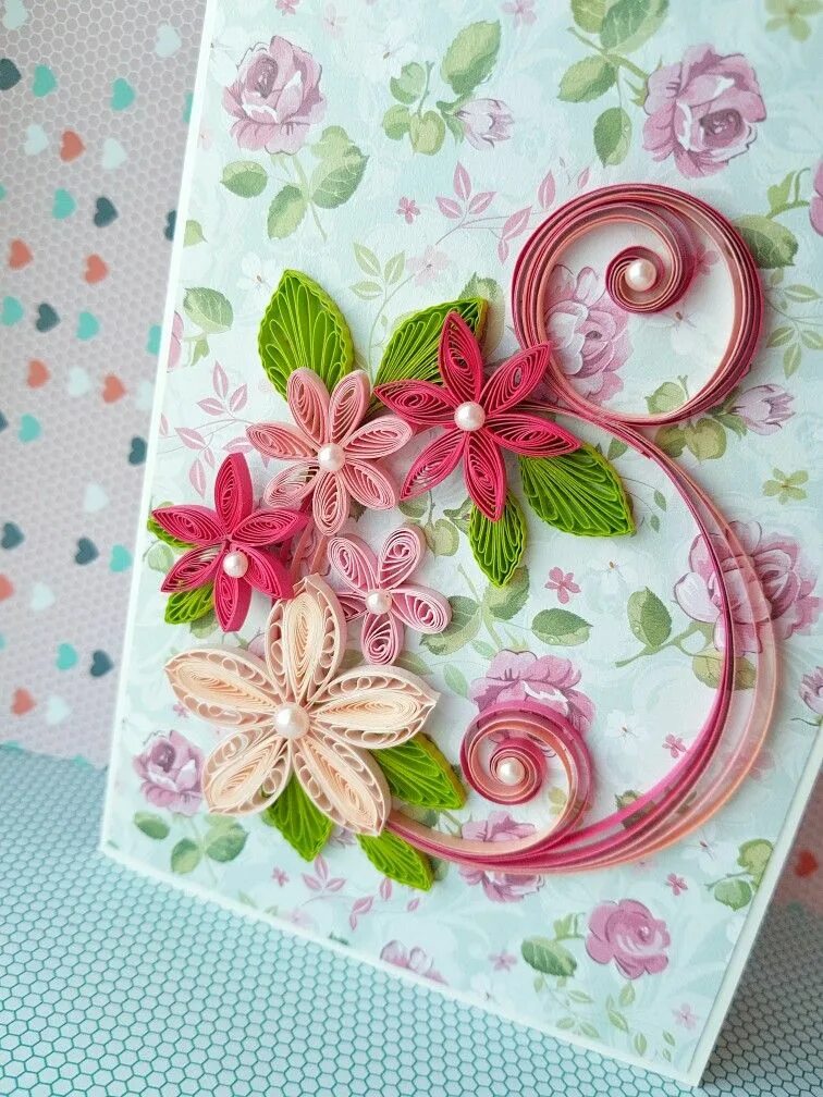 Открытка для мамы своими руками. Открыта для мамы своими руками. Как украсить открытку на 8. Квиллинг открытки с днем рождения. Аткрытка своими руками.