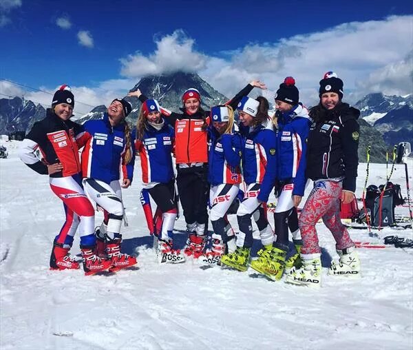 чемпионат мира по лыжным гонкам 2021. сборная по горнолыжному спорту. сборная по горнолыжному спорту. скиатлон старт. сборная по горнолыжному спорту.