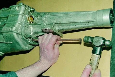 Как снять кпп газель