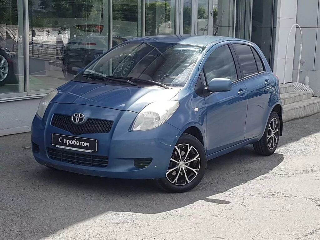 Тойота ярис продажа. Toyota Yaris 2. Тойота Ярис голубая. Тойота Ярис синяя 2007г. Тойота Ярис серо голубая.