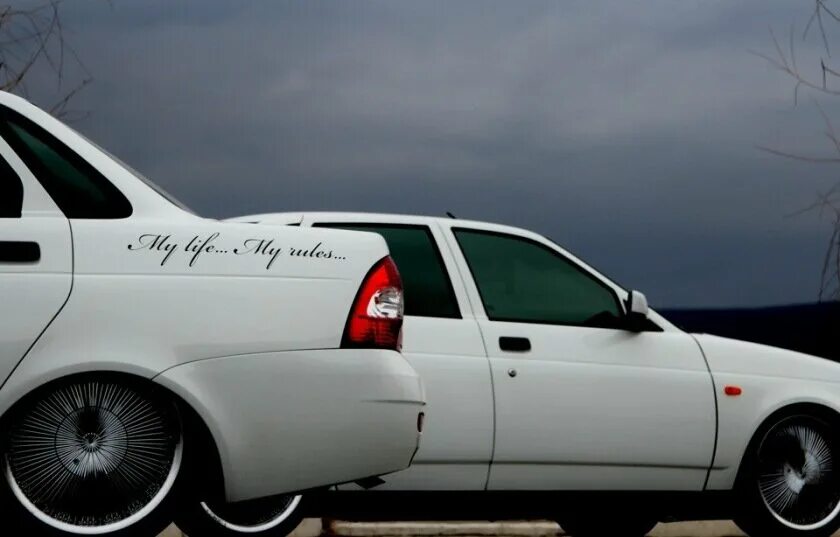 My car my rules. My life my rules приора. надписи на приоре. надписи на приору. наклейки на машину приора.