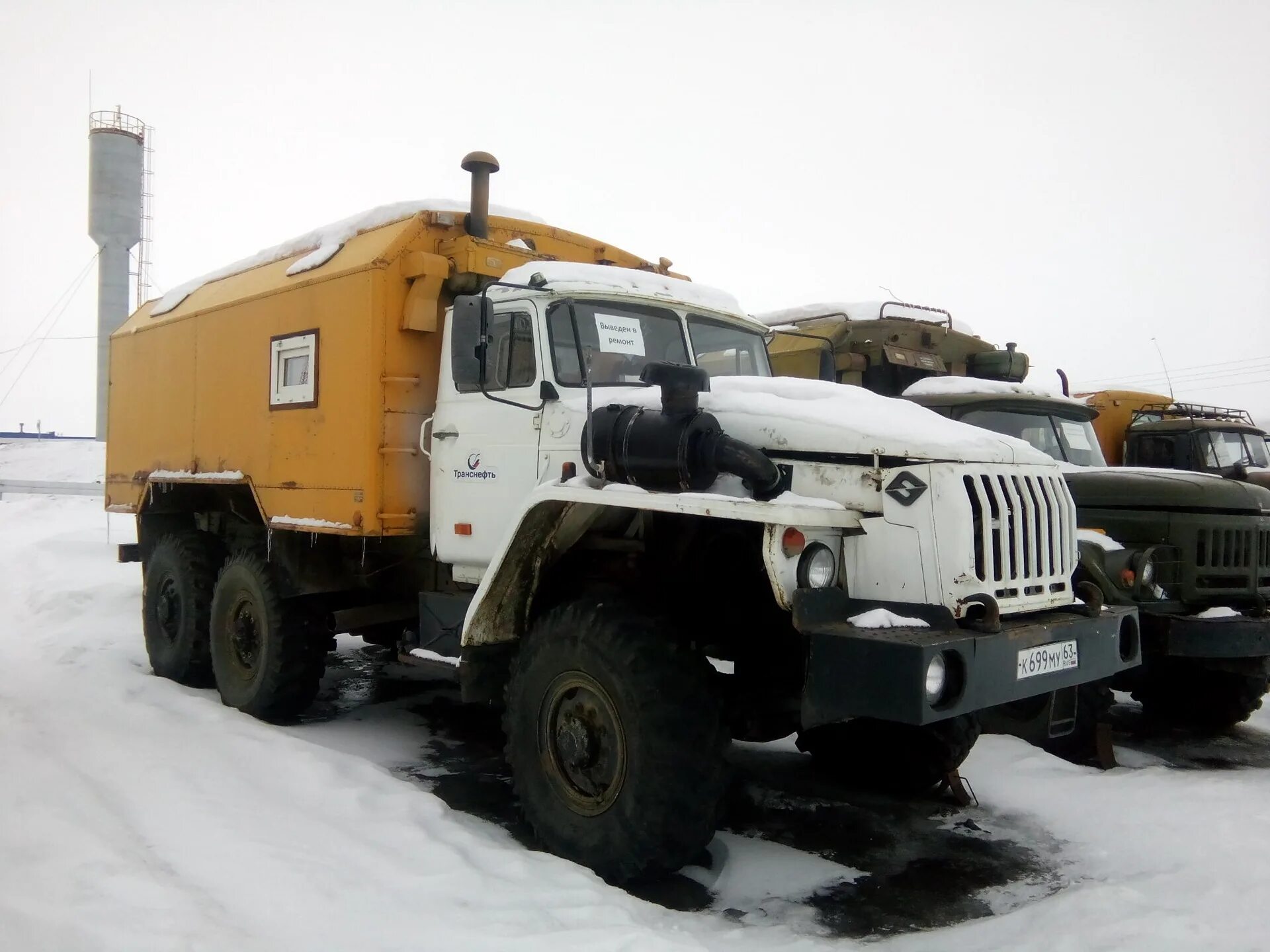 Инженер нефтяник. Супервайзинг по бурению. Техника нефтяников. Техника нефтяников. Спецтехника нефтяников.