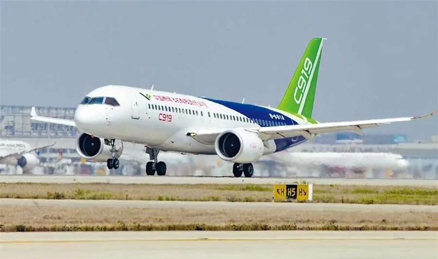 Стюардессы эйр чайна. Авиакомпания китай airlines. Сычуань эйрлайнз. Самолет китай. Китай эйрлайнс.