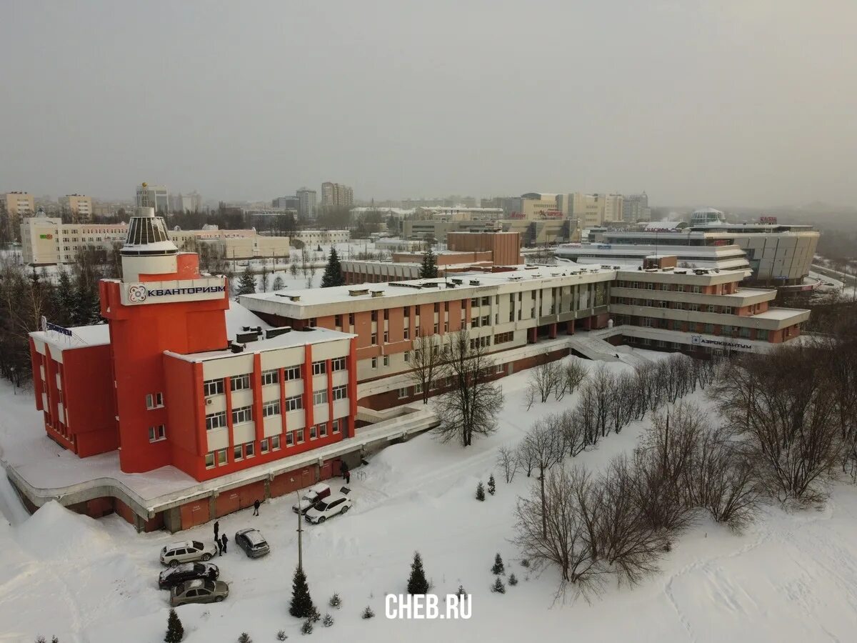 Сайт детского творчества чебоксары. Дворец пионеров Чебоксары. Президентский бульвар 14 Чебоксары дворец. Президентский бульвар ДДЮТ. ДДЮТ президентский бульвар 14.