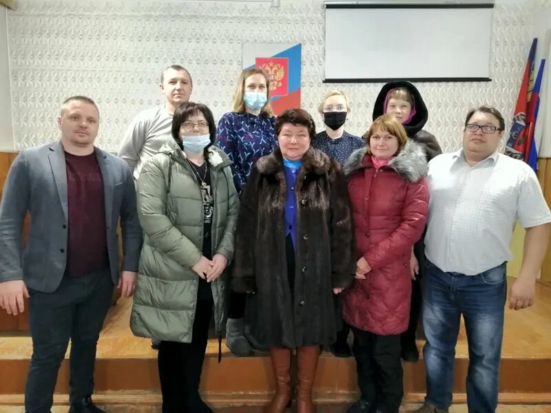 Косихинская барахолка. Косихинская барахолка. Косихинский дом культуры. Село малахово алтайский край косихинский. Тайга косиха алтайский край.