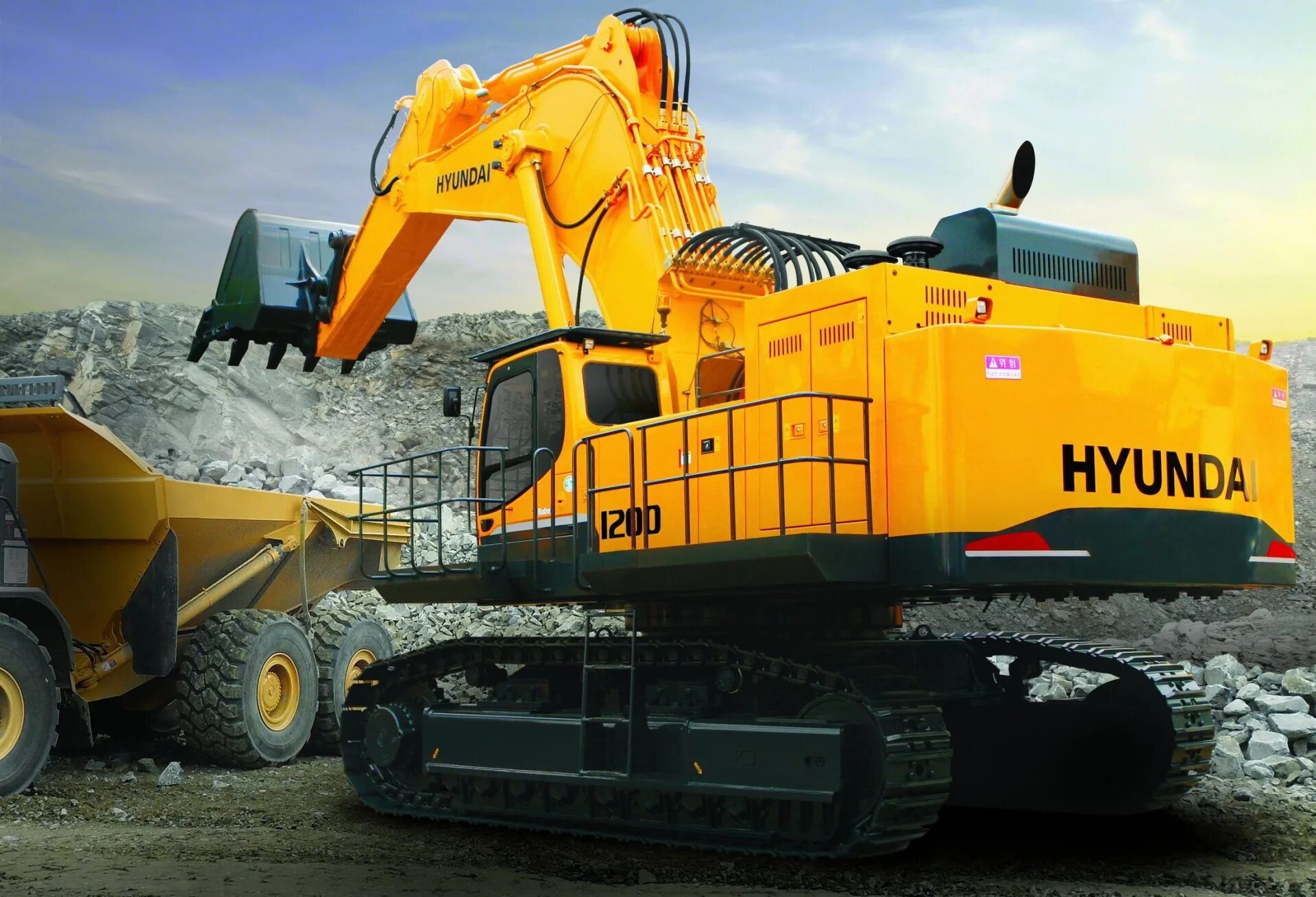 Hyundai 480. Hyundai r1200-9. Гусеничный экскаватор Hyundai r1200-9. Hyundai r800lc-9. Экскаватор Хендай 1200-9.