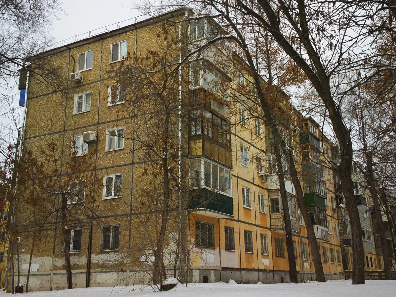 Город мориса тореза. Город мориса тореза