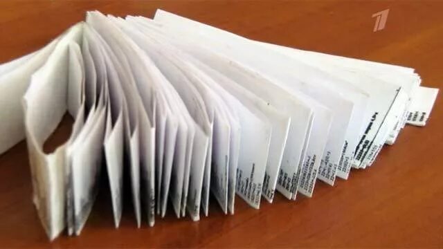 Рулонная шпаргалка как сделать. Виды шпаргалок. Шпоры на бумажке. Шпаргалка. Самая длинная шпаргалка в мире 600.