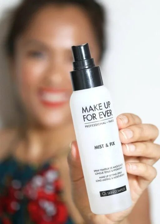 Когда лучше наносить фиксатор для макияжа NYX professional makeup Спрей-фиксатор для макияжа Dewy Finish Setting Spray Min