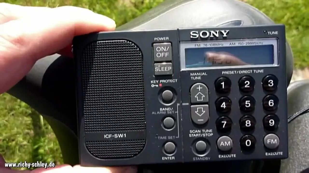 Sony icf 7800 купить. Sony ICF sw1. Sony ICF-sw1000t. Sony ICF sw10. Radio Sony sw1.