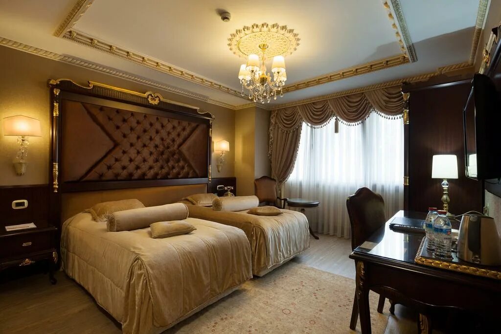 Ottomans life hotel. Ottomans Life Стамбул. Ottomans Life Deluxe Hotel 5 Турция Стамбул. Отель в Стамбуле в османском стиле. Бутик отель в османском стиле.