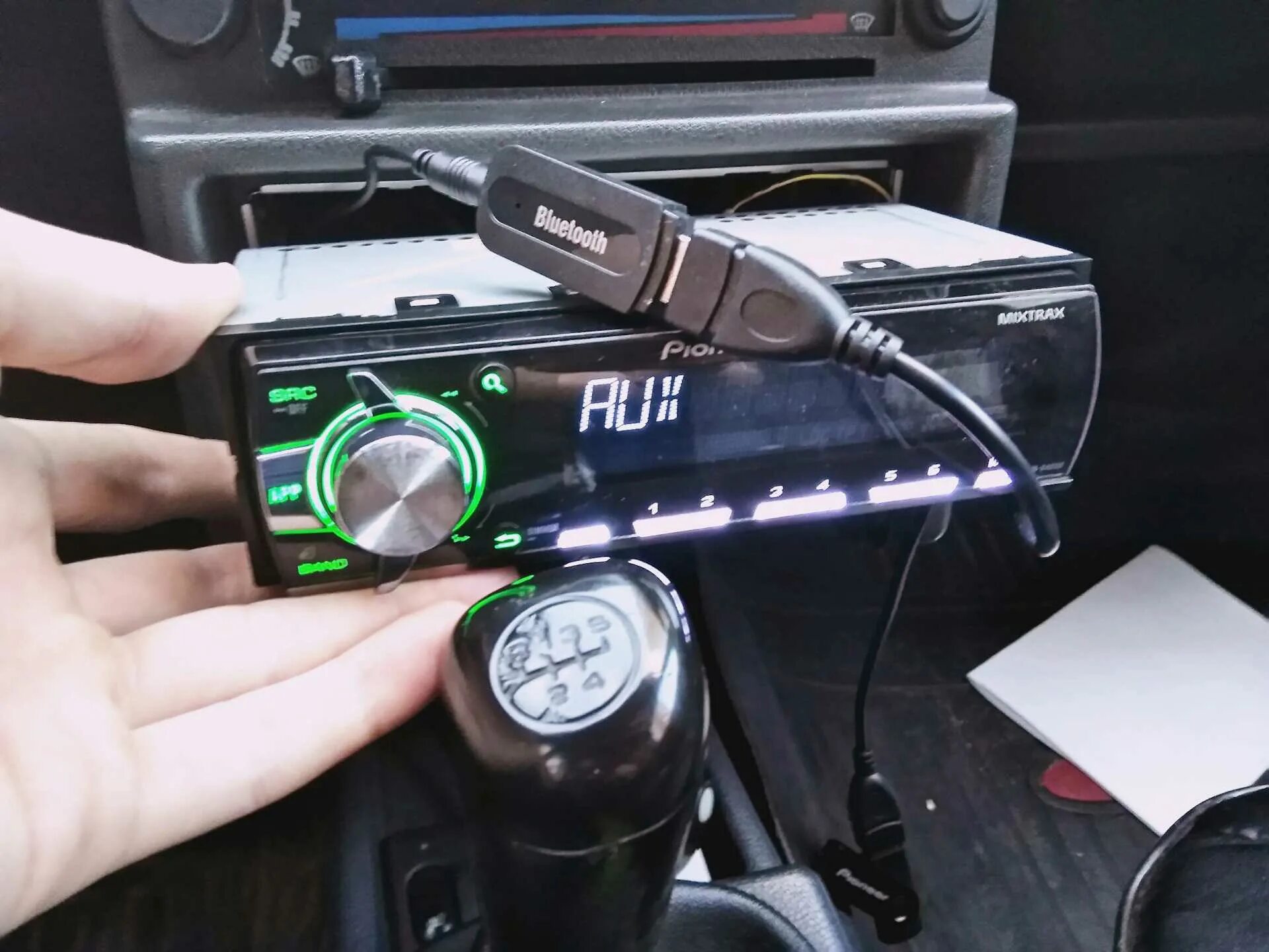 Приложение для магнитолы через usb. Магнитола пионер usb аукс. магнитола пионер блютуз юсб аукс. bluetooth адаптер для автомагнитолы pioneer. адаптер блютуз для магнитолы пионер 68 50.
