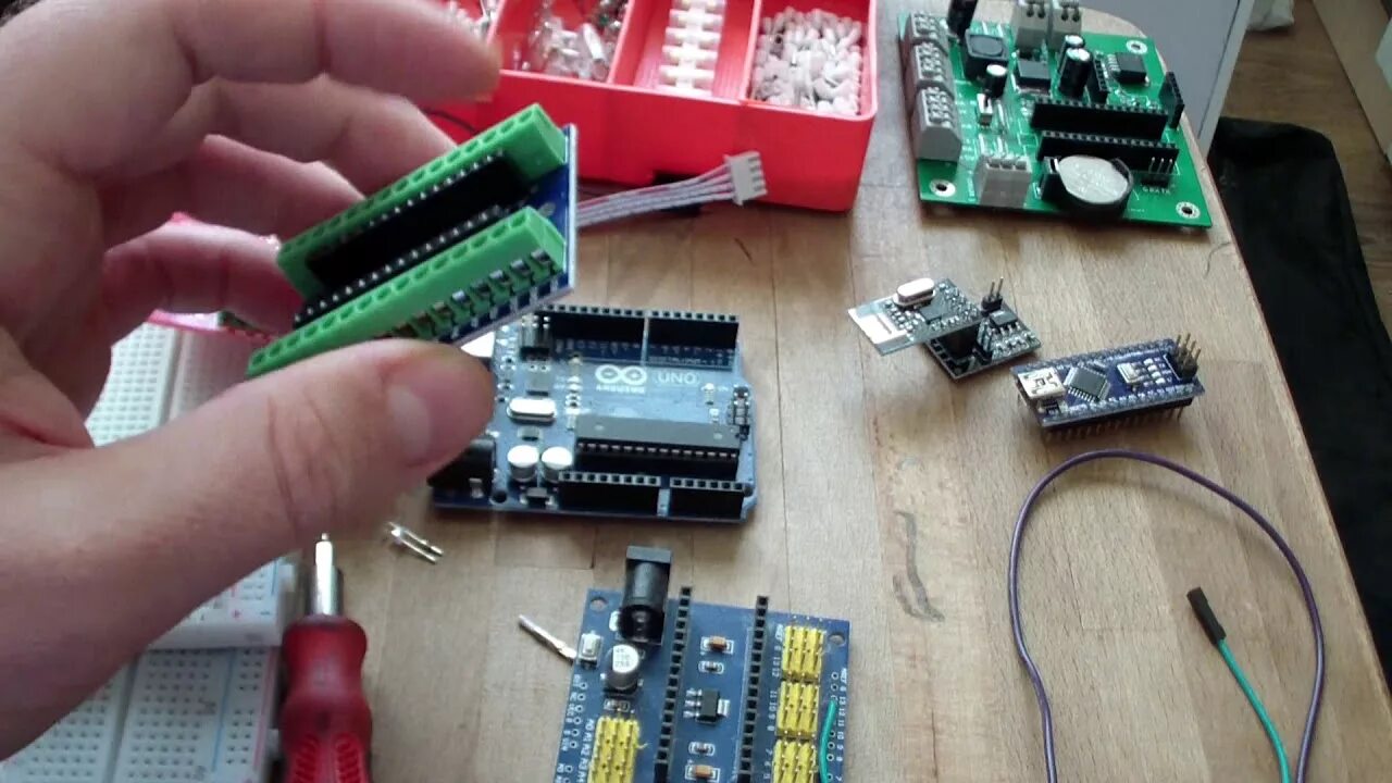 Arduino установка. Монтаж arduino nano. крепление для ардуино.