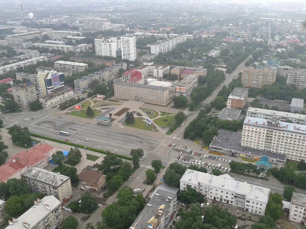 гостиница уссури город уссурийск. уссурийск центр города. памятники уссурийска достопримечательные. уссурийск i. памятники города уссурийска.