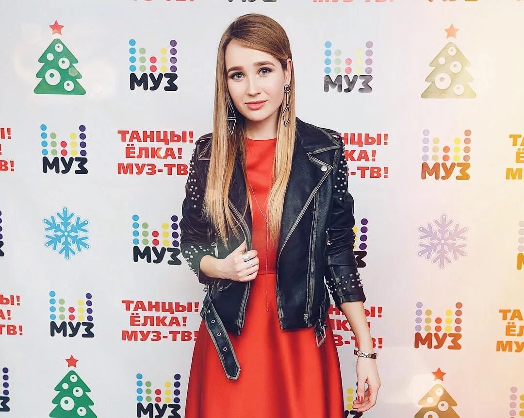 Как ее настоящее имя. Клава кока в молодости в 16. Клава кока 2021. Певица клара кока. Клава кока фото.