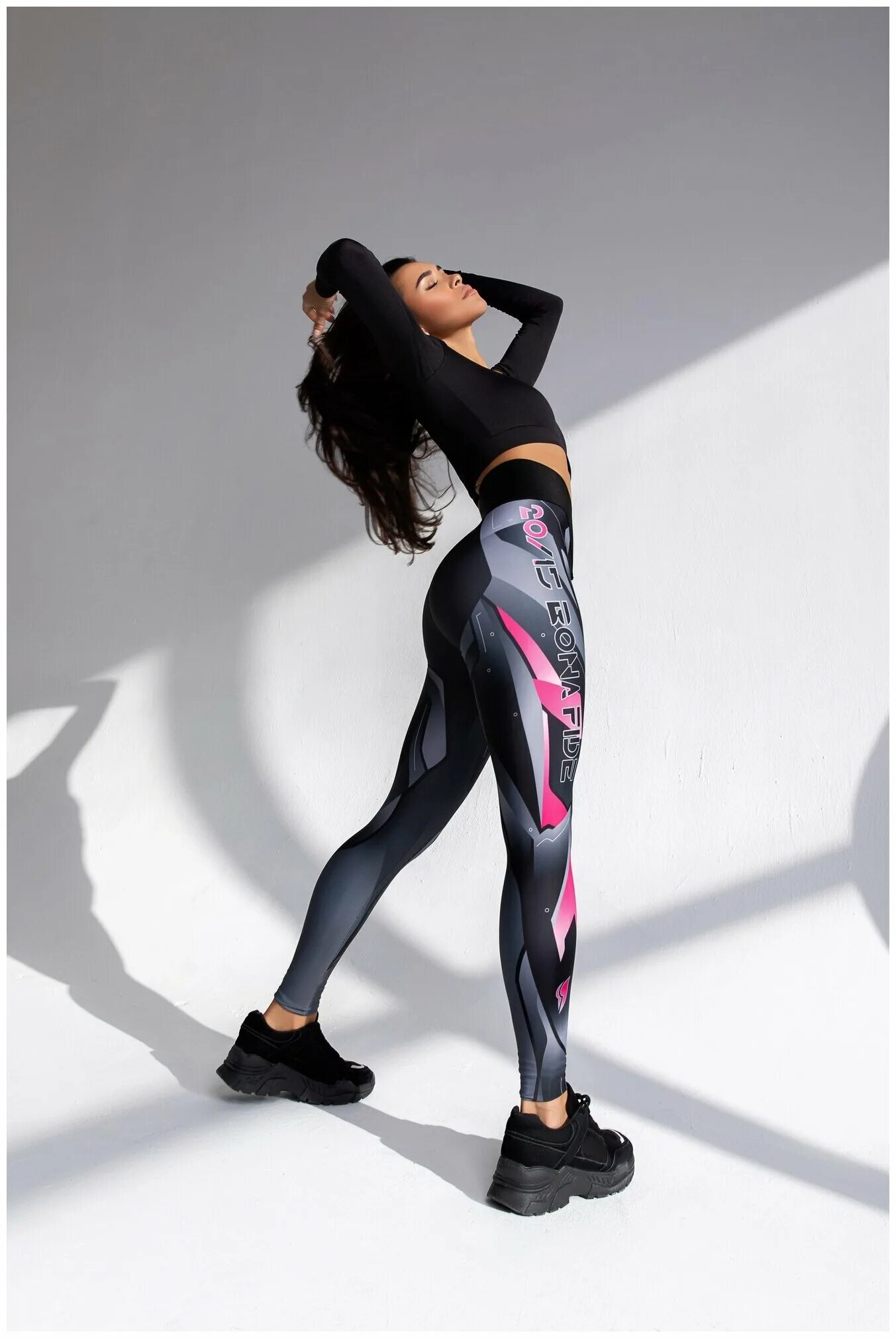 Бона файд одежда. Костюм bona fide. Костюм bona fide. Bona fide одежда для фитнеса. Спортивный костюм бона файд.