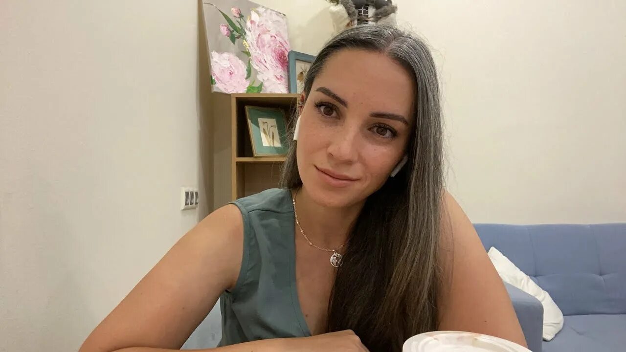 Аревик шопен инстаграм анонимно. Аревик шопен. Аревик шопен. Аревик шопен. Аревик шопен седые волосы.