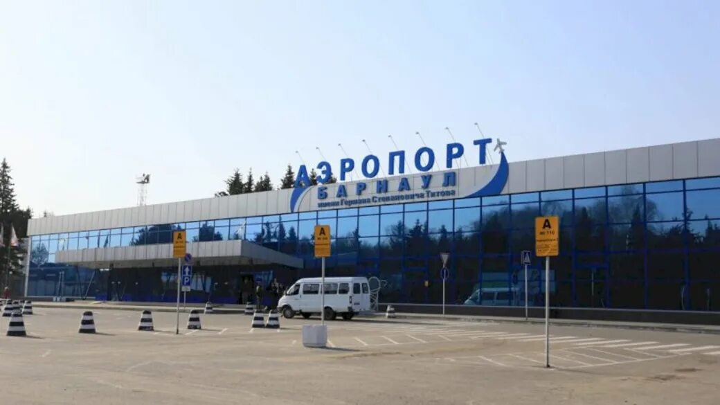 Новый аэропорт барнаул. Реконструкция аэропорта барнаул. Аэропорт барнаул. Барнаул аэропорт новости. Аэропорт барнаул ночью.