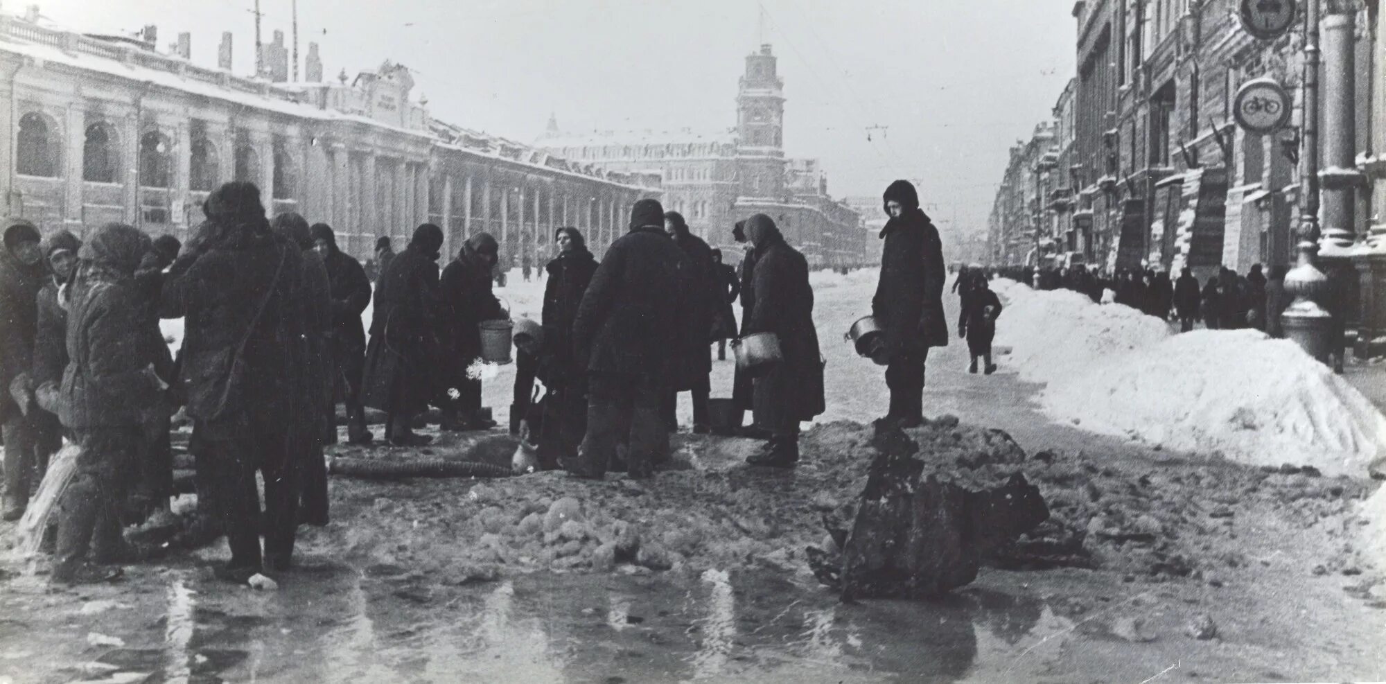 Блокада 1942 год. Блокада Ленинграда зима 1942.