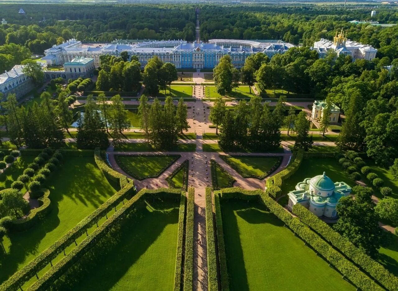 Петергоф город пушкин. Государственный музей-заповедник царское село. музей заповедник царское село в санкт-петербурге. дворцово-парковый ансамбль царское село. музей-заповедник «царское село» (пушкин, санкт-петербург).