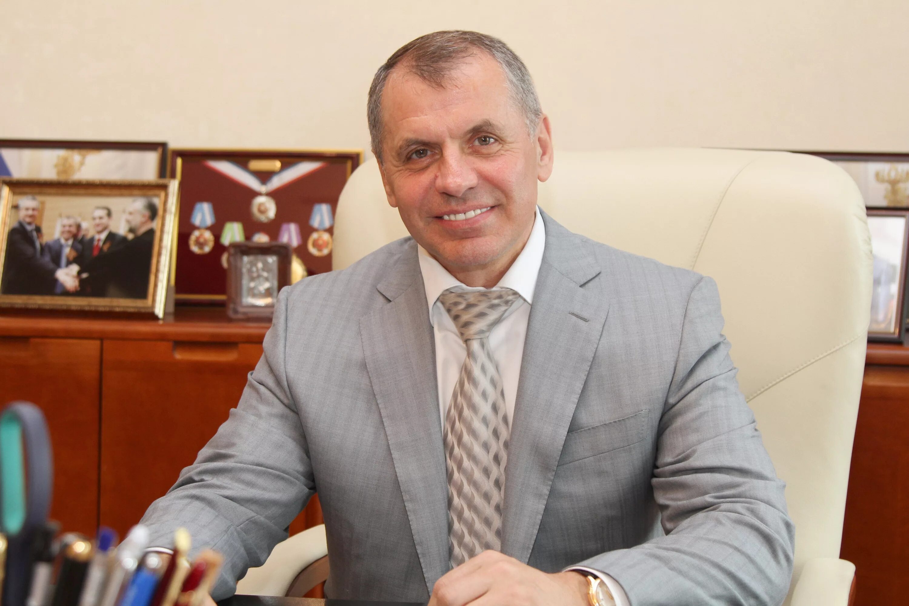 Биография крыма. Краткая характеристика крыма. Биография крыма. Биография крыма. Биография крыма.