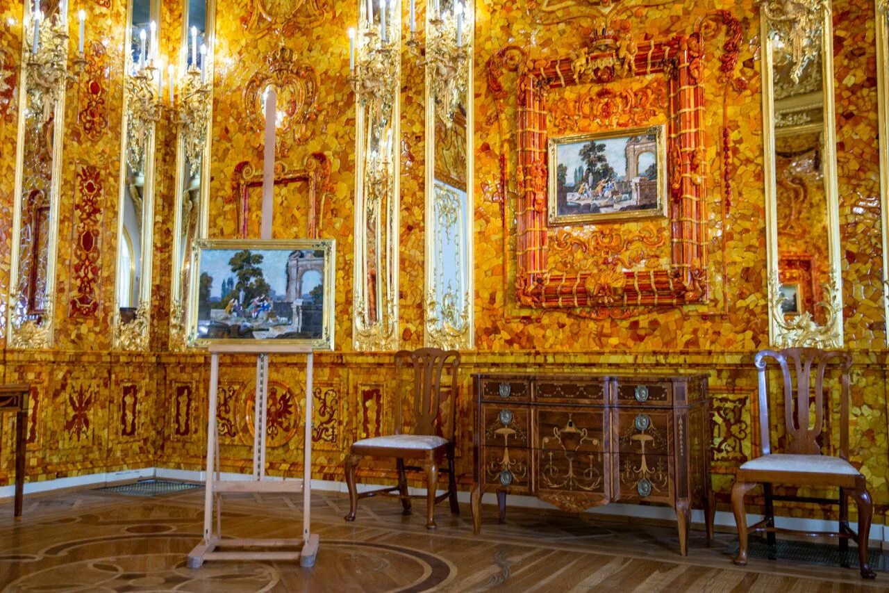 Екатерининский дворец в царском селе янтарная комната. Большой екатерининский дворец царское село янтарная комната. Большой екатерининский дворец царское село янтарная комната. Царское село янтарная комната. Екатерининский дворец в царском селе янтарная комната.