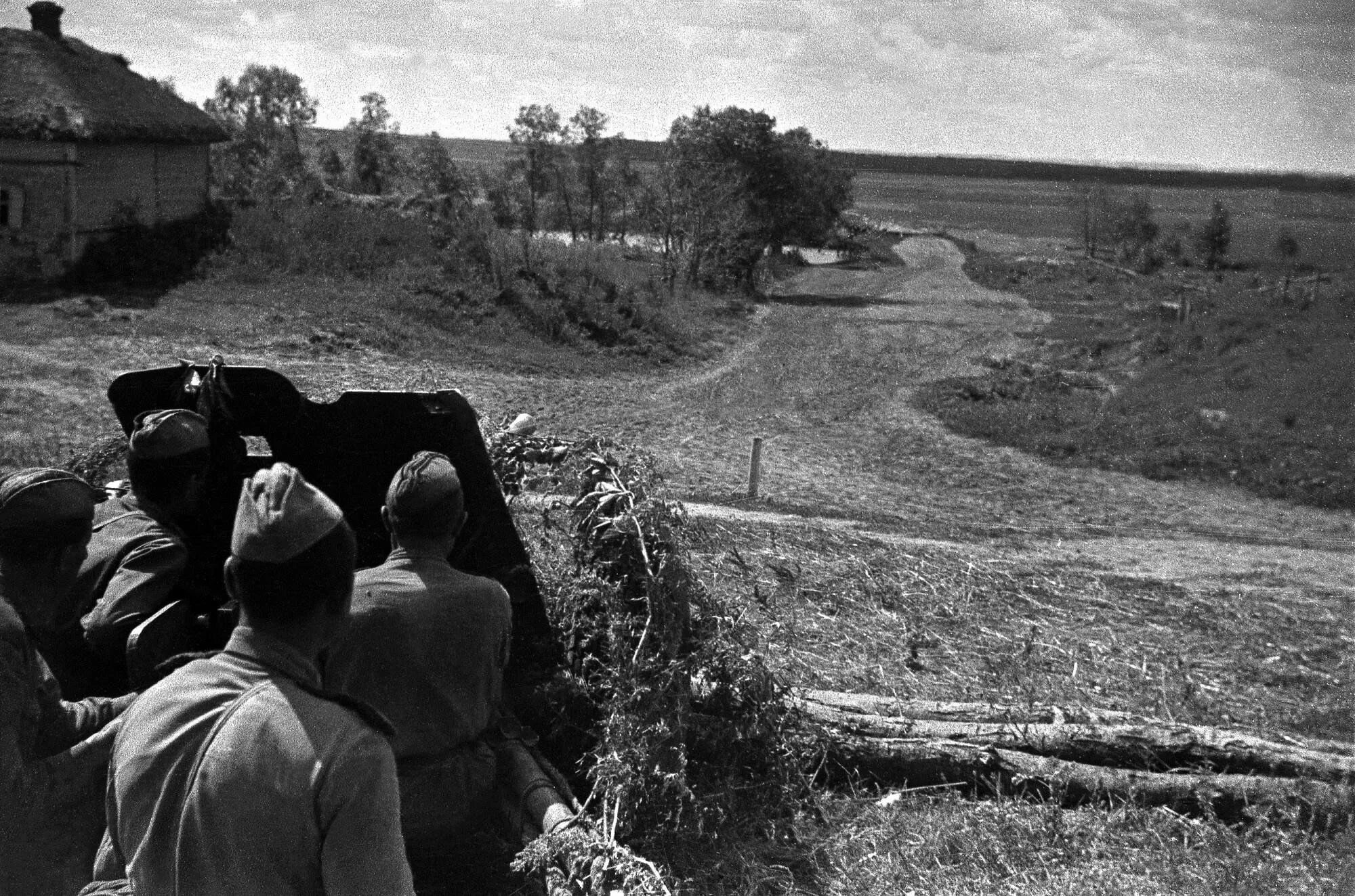 Бой в деревне 1941-1942. Воронежский фронт 1942 1943. Бои Подгорное Воронеж 1942. Воронежский фронт 1942.