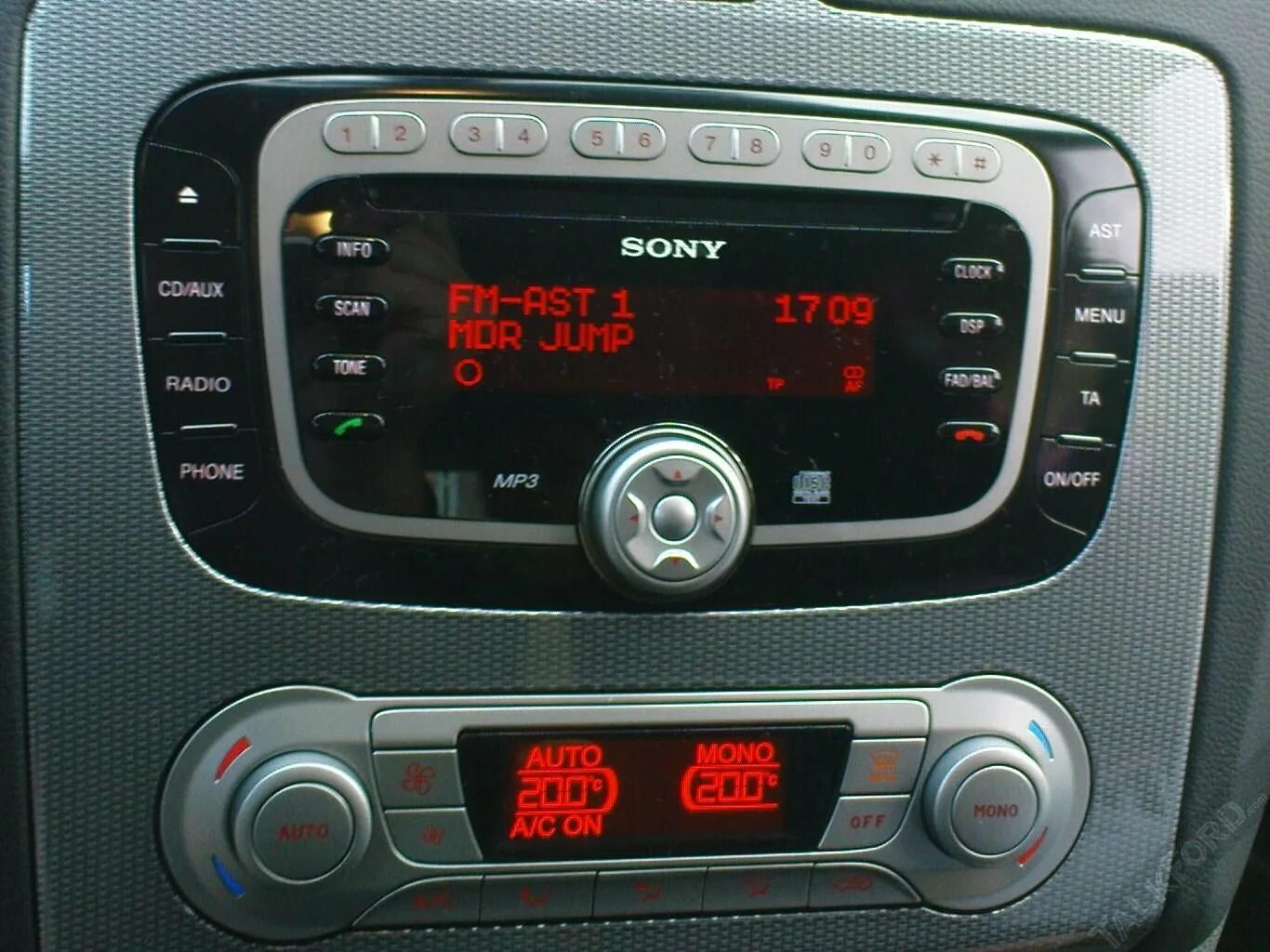 Sony Ford Focus 2. Ford Focus 2 Sony 6000 USB. Магнитола Форд фокус 2 Sony. Штатная магнитола Ford Mondeo 4.
