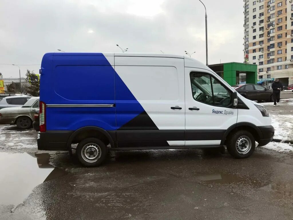 Гоу грузовая. Форд Транзит грузовой 3м. Ford Transit каршеринг. Форд Транзит фургон каршеринг. Форд Транзит каршеринг габариты.