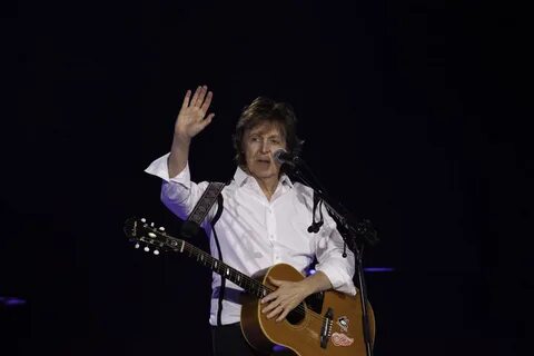 File:Paul McCartney - Out There Concert - 140420-5764-jikatu (13926443432).jpg -