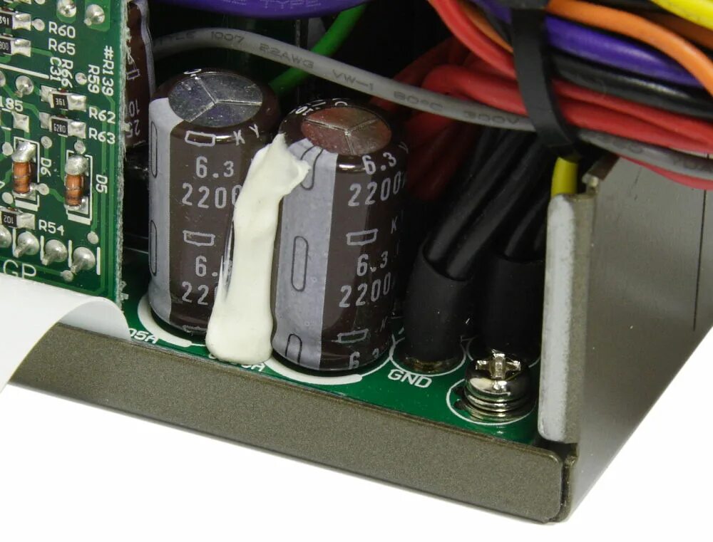 Блок питания пк конденсатор 0. Конденсатор на выход блока питания. Фильтрующий конденсатор в блоке питания. Конденсатор бп c1s41. Конденсатор на выход блока питания.