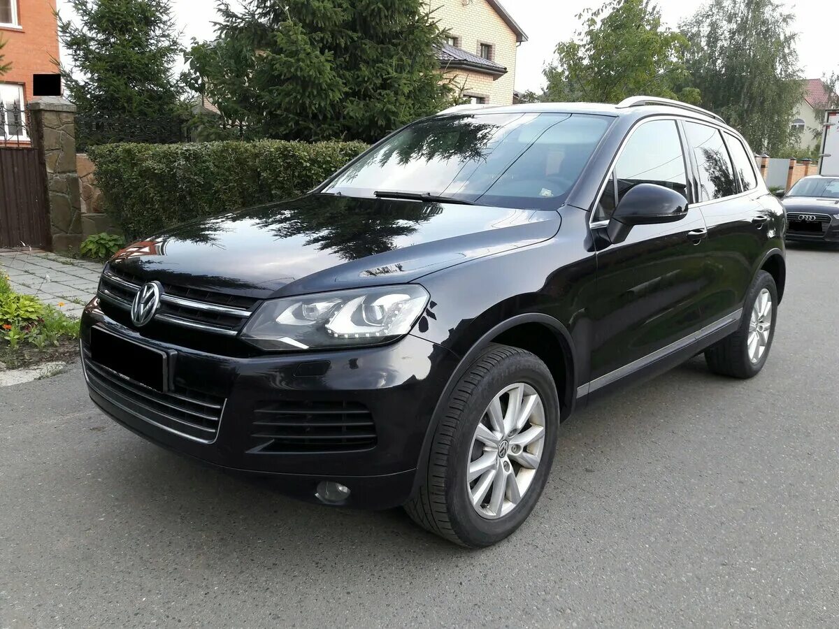 Купить туарег 2012. VW Touareg 2012. Фольксваген Туарег 2012 черный. Volkswagen Touareg черный 2012. Touareg II 2012.