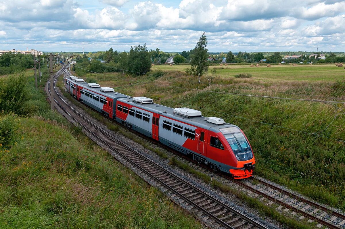 Станция парк патриот. Станция отрадное приозерский район. Жд станция отрадное лен. Жд станция отрадное лен. Икша кубинка 1.