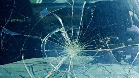 Город разбитых стекол