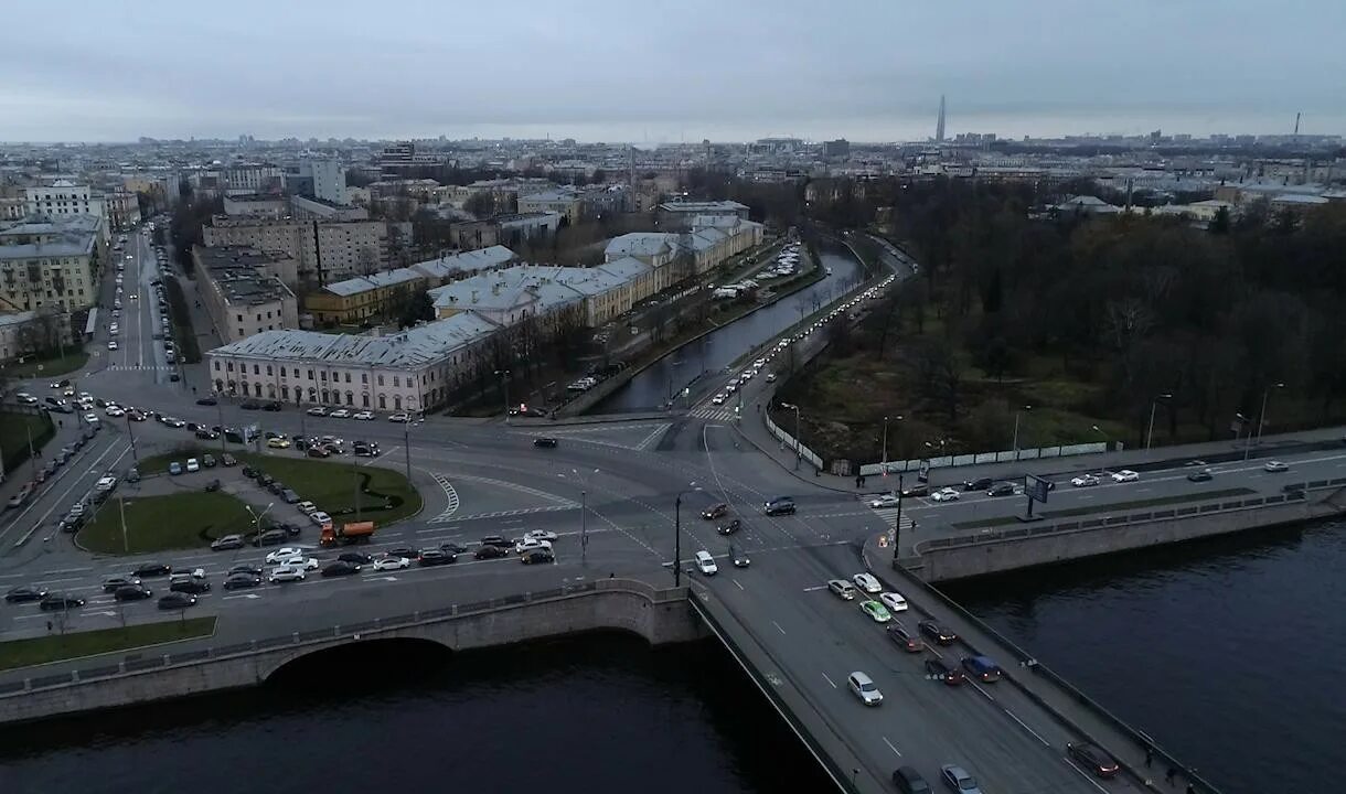 Река Карповка Санкт-Петербург. Набережная реки Карповки Санкт-Петербург. Беляевский мост СПБ С высоты птичьего полета. Барочный мост Карповка. Набережная карповки 5п