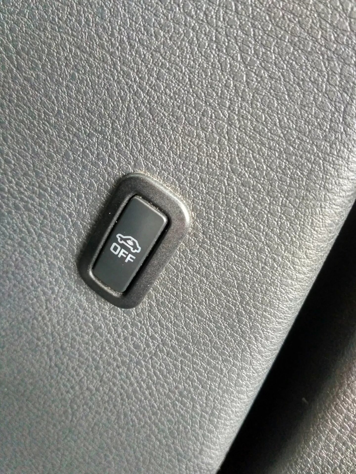 Кнопки vw polo. Кнопка off Volkswagen Tiguan. Пассат б6 кнопка офф. Кнопка ESP off на на Фольксваген поло 5. Кнопки на Фольксваген Пассат в5.