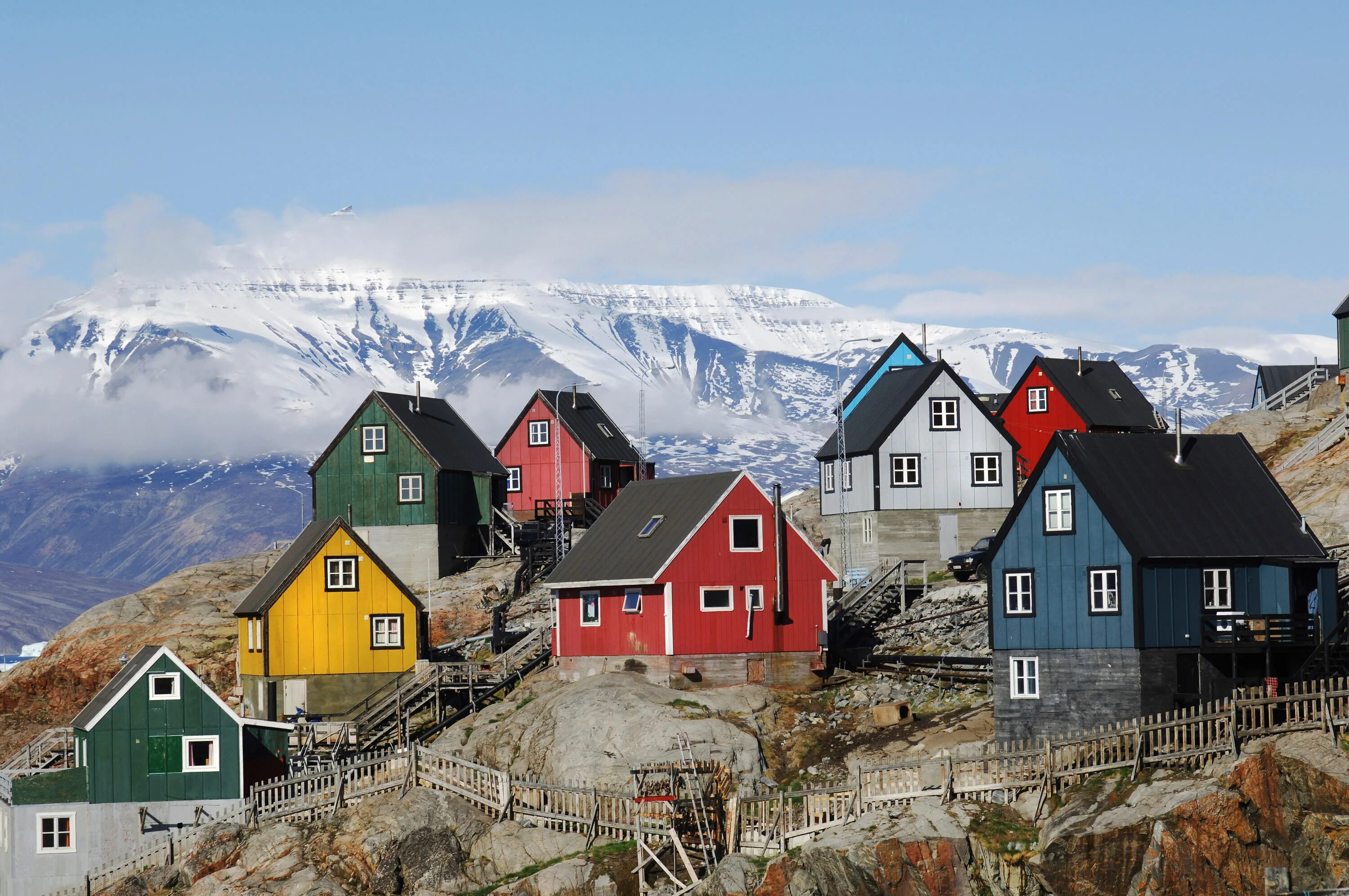 Норвегия северная страна. Гренландия столица Нуук. Поселение Нуук Гренландия. Гренландия Рейкьявик. Долина Кинкуа Гренландия.