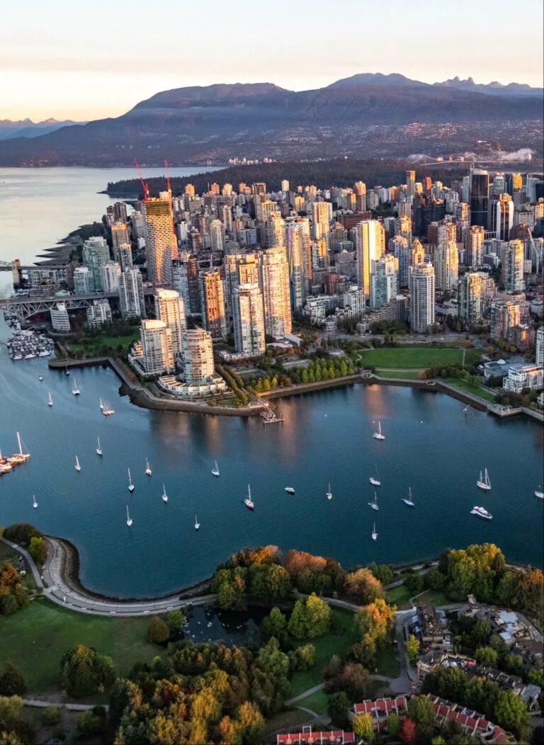 Vancouver canada. Ванкувер Канада. Ванкувер Британская Колумбия. Провинция Британская Колумбия Канада. Ванкувер (город в Канаде) города Канады.