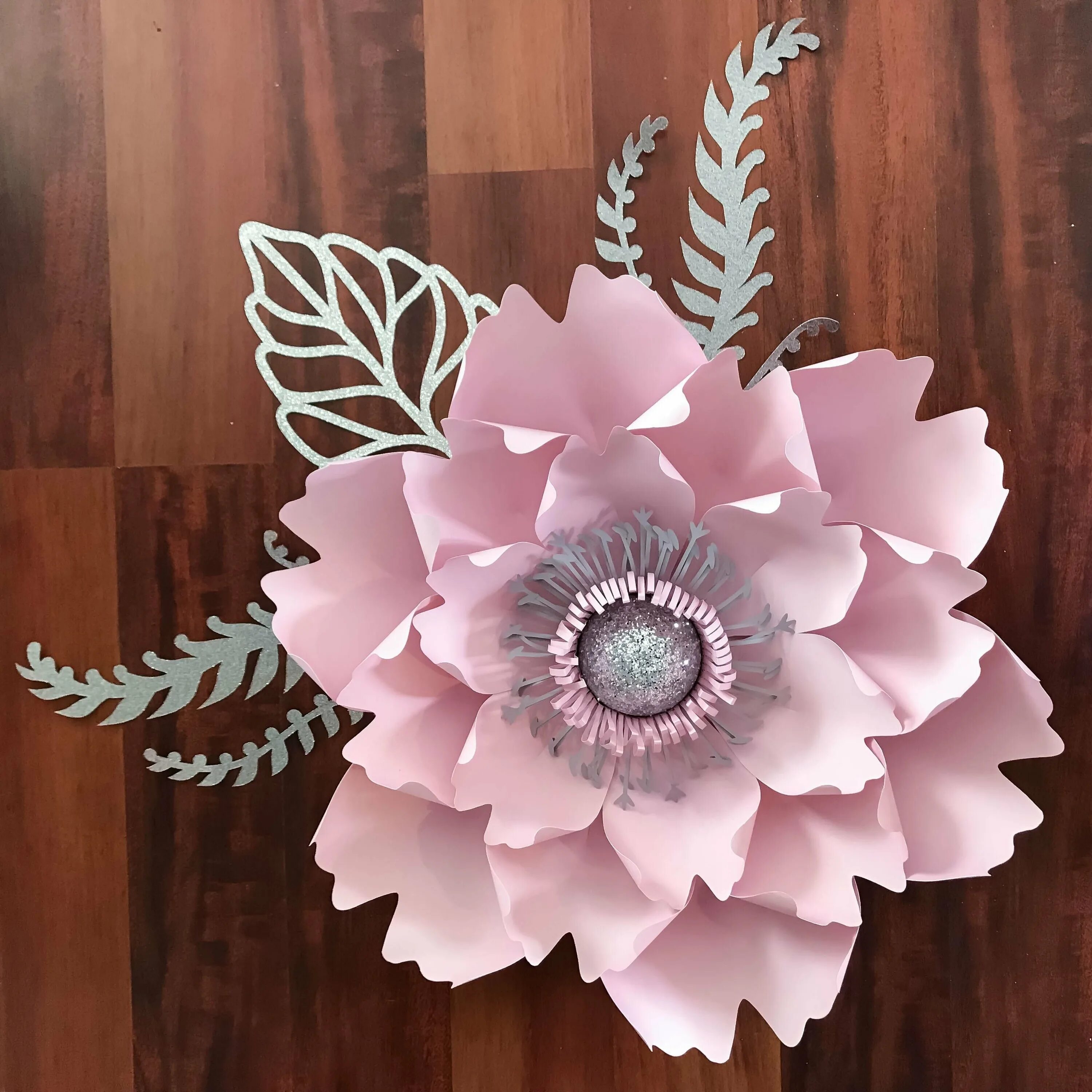 Бумагопластика объемные. Хелен масселвайт (helen musselwhite),. Бумажная пластика цветочная композиция. Бумажные скульптуры карлоса мейра. Объемная композиция.