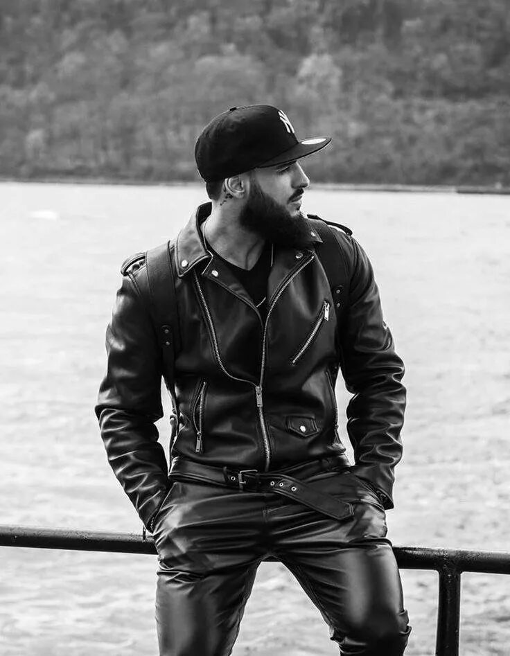 крутые кавказцы. крутые кавказцы. гасанов амир убайдалавович. симпатичные кавказские парни. крутые кавказцы.