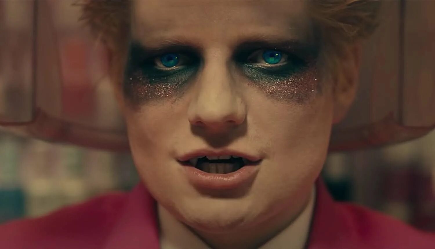 Эд ширан бэд хэбитс. Ed sheeran вампир. Эд ширан бэд хэбитс. Бэд хэбитс. Ed sheeran bad habits.