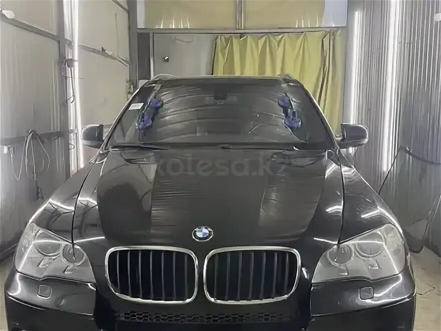 Лобовое стекло bmw x5