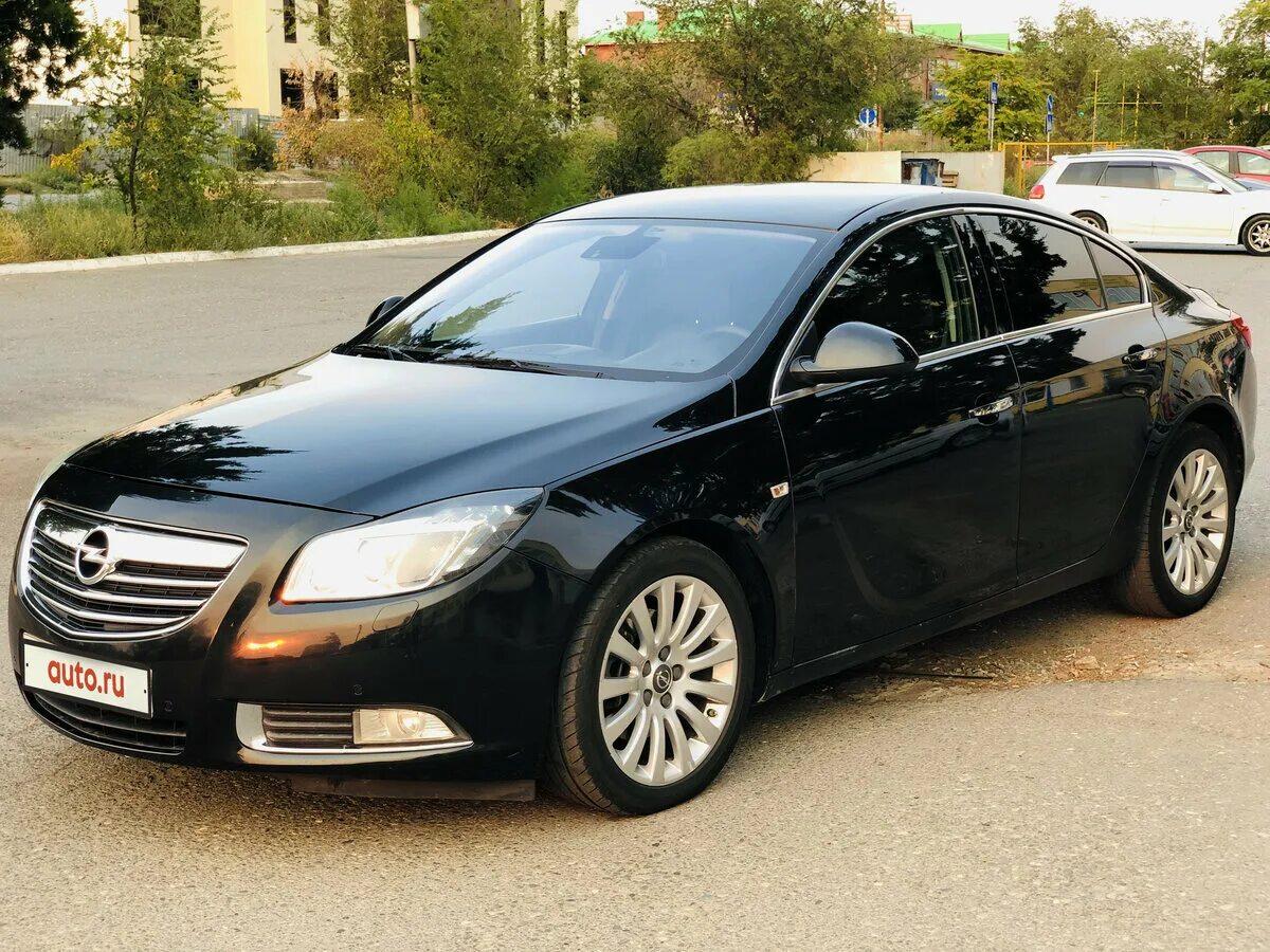 Opel insignia дизель. Opel Insignia 2010. Opel Insignia i 2010. Опель Инсигния 2010 черный. Opel Insignia 2.0.